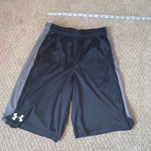UNDERARMOUR ATHLETIC SHORTS✨